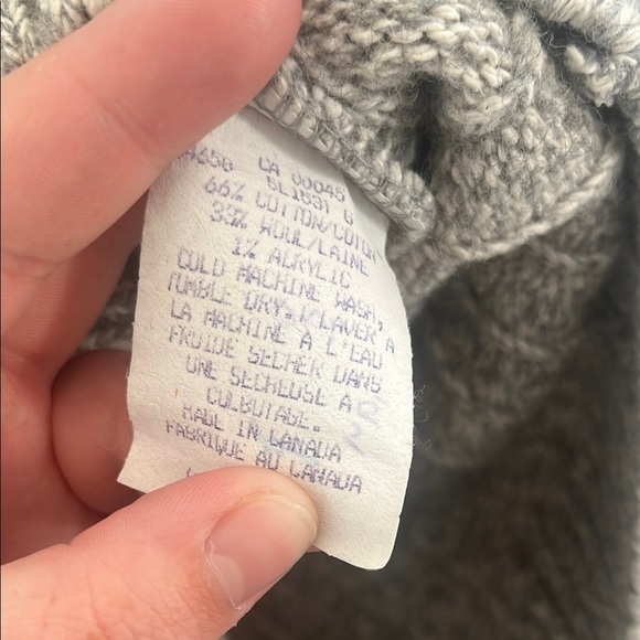 Cozy Gray V-Neck Sweater with Sporty Stripe - Picture 5 of 6